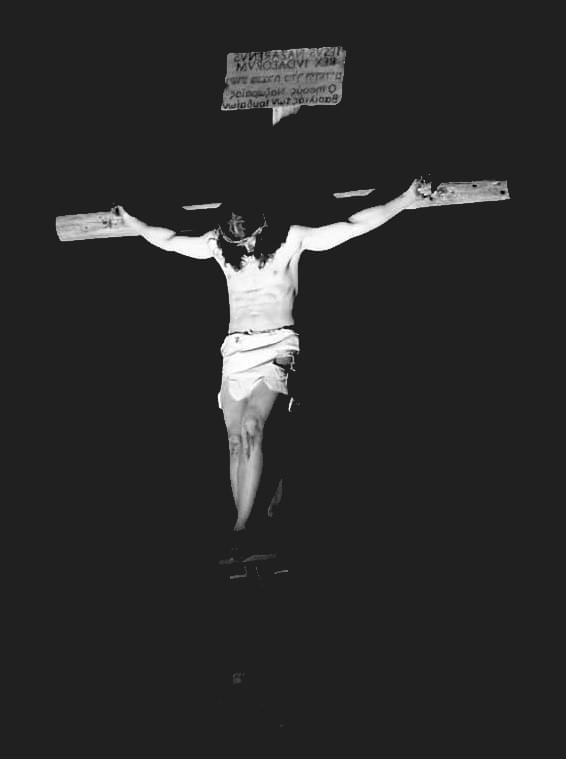 Cristo Crucificado en la Pasión Viviente de Iriépal